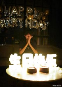 邓超庆子生日晒合照，等等身高快赶超爸爸