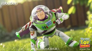 皮克斯《玩具总动员5》新预告！巴斯光年遇高科技青蛙