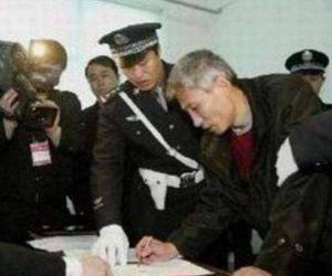 刘涌故事全集完整版，黑道头目与法治的反思