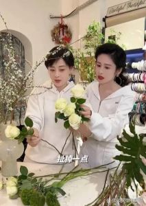 颖儿梅婷家做客赞有机菜萝卜汤，闺蜜情谊深厚！