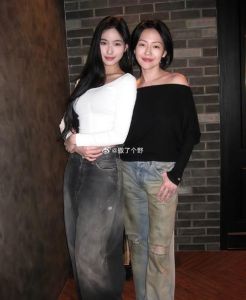 和女儿的男朋友小徐谈恋爱，女儿男友送抗衰老礼盒 我误会是看不起后来发现他真是个好人