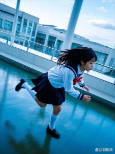 女生放学后去恋爱体验馆，感情买卖？