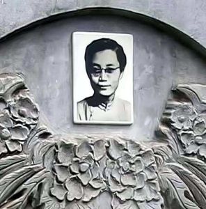 石库门的母爱往事，上海后楼阁楼童年趣事回忆