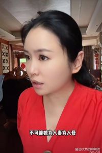 铁主任媳妇儿，贪官毁掉剧团，恶有恶报终自食恶果