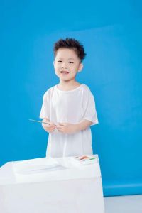 我家的儿子可能喜欢男生，当孩子喜欢男生，父母如何支持？