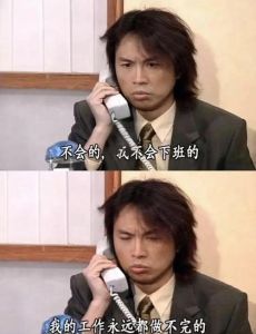 维修工抱住女主人的腰你老公没在家吧，警惕！修理工上门莫轻信，安全靠大家！