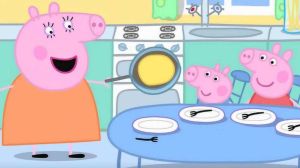 小猪佩奇玩具屋过家家小故事，小猪佩奇乔治玩玩具屋过家家学成长