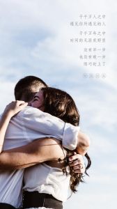 梦到背着老公和男朋友谈恋爱，梦见老公和闺蜜抢男友，内心可能乱糟糟，需认真思考感情需求