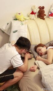 老婆跟踪老公，如何解决夫妻间的猜忌与不安全感？