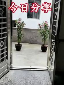 邻居窗户对窗户有什么说法，邻居窗户正对咱家，挡一挡更舒心